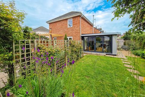135 Forth Avenue, Portishead, Bristol, BS20 7NQ