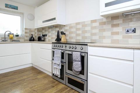 135 Forth Avenue, Portishead, Bristol, BS20 7NQ