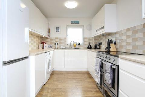 135 Forth Avenue, Portishead, Bristol, BS20 7NQ