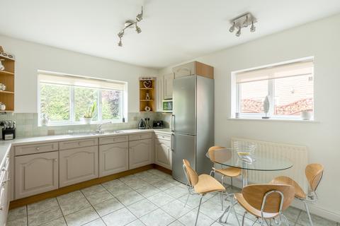 17 Fitzharding Road, Pill, Bristol, BS20 0EH