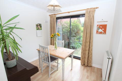 122 Brampton Way, Portishead, Bristol, BS20 6YT
