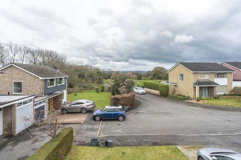 23 Chestnut Grove, Clevedon, BS21 7LA