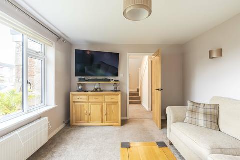 23 Chestnut Grove, Clevedon, BS21 7LA