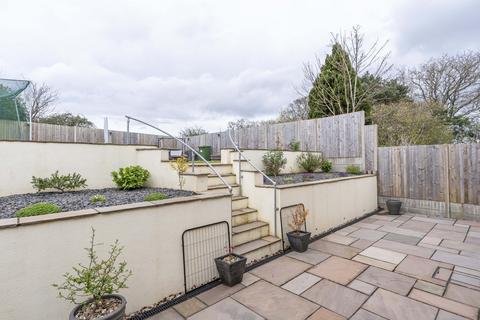 23 Chestnut Grove, Clevedon, BS21 7LA