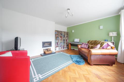 6 Broom Hill, Stoke Poges, Slough, SL2 4PU