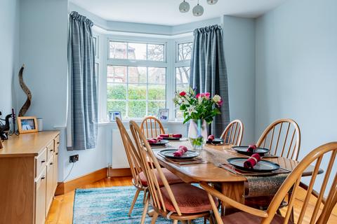 18 Avonleaze, Bristol, BS9 2HU