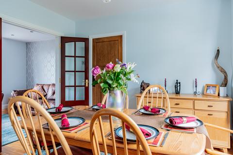 18 Avonleaze, Bristol, BS9 2HU