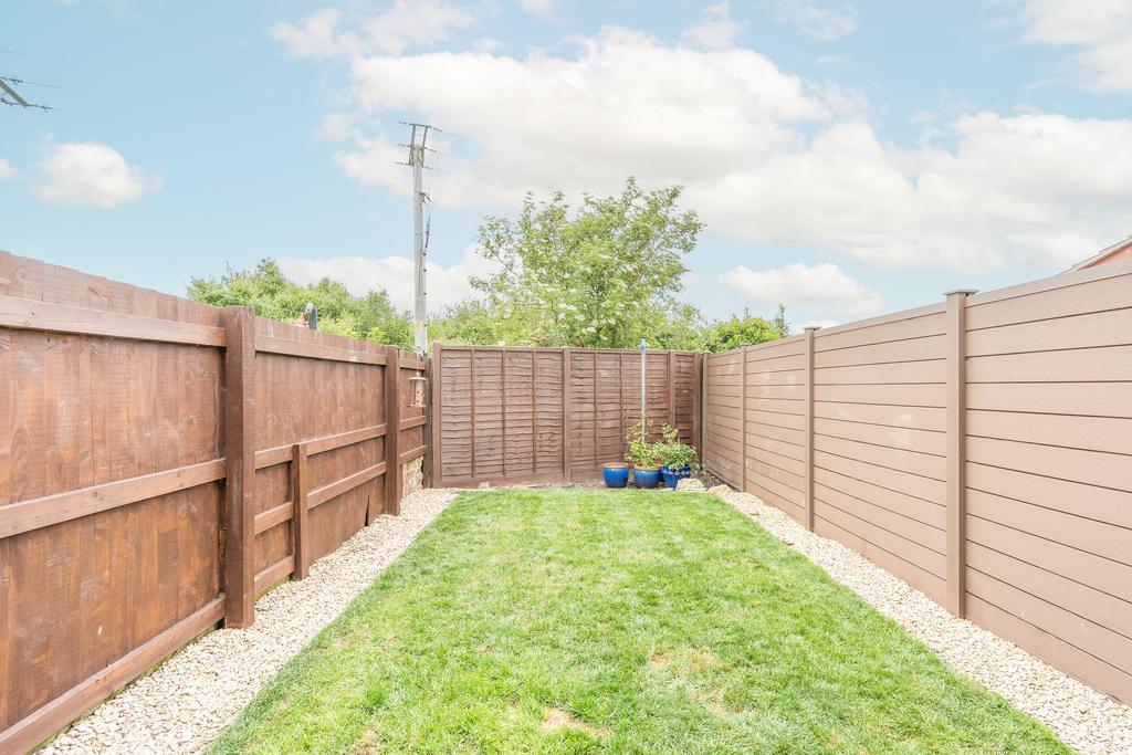 Severn Beach, Bristol BS35 2 bed terraced house for sale £255,000