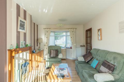 2 Badenham Grove, Bristol, BS11 0LN