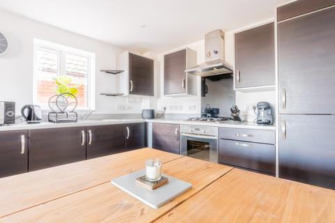 1 bedroom flat for sale, Shirehampton, Bristol BS11