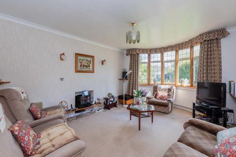 3 bedroom detached house for sale, Radnor Way, Langley SL3