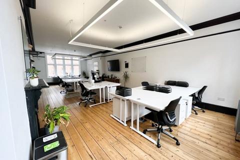 Office to rent, Suite 2.1 Dog House, 150 Friar Street, Reading, RG1 1HE