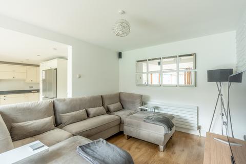 8 Raynes Road, Bristol, BS3 2DL