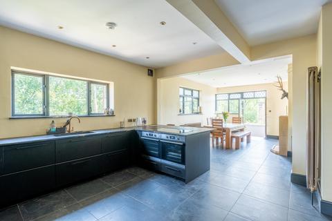 323 Bishopsworth Road, Bristol, BS13 7LN