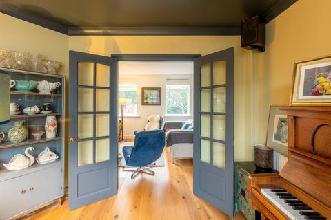 14 Raymend Walk, Bristol, BS3 5AP