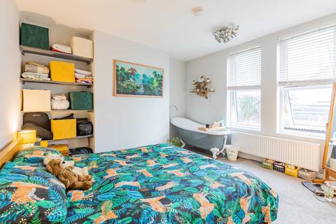 27 Dean Lane, Bristol, BS3 1DB
