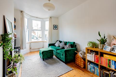 42 Avonleigh Road, Bristol, BS3 3HS