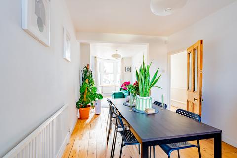42 Avonleigh Road, Bristol, BS3 3HS