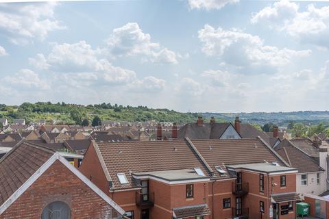 14, Berkeley Place Cotswold Road, Bristol, BS3 4NR