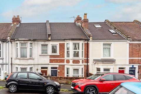 40 Ashgrove Road, Bedminster, Bristol, BS3 3JW