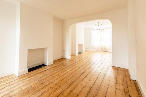 40 Ashgrove Road, Bedminster, Bristol, BS3 3JW
