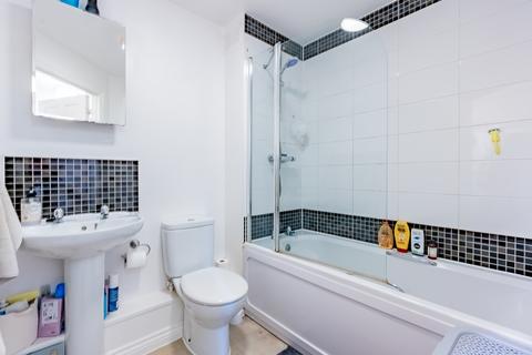 137 Paxton Drive, Bristol, BS3 2BN