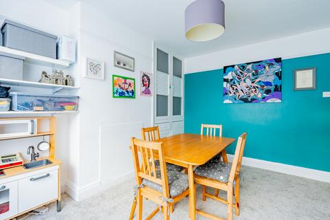18 Ashton Drive, Bristol, BS3 2PW