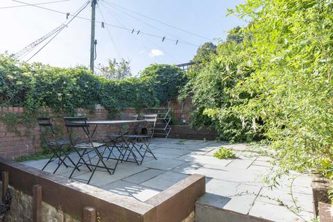 17 Clift Road, Bristol, BS3 1RZ