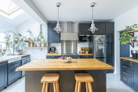 20 Agate Street, Bristol, BS3 3AG