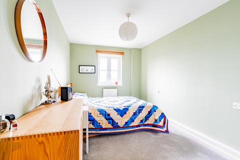 16 Hedgers Close, Ashton, Bristol, BS3 2SX