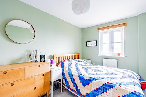 16 Hedgers Close, Ashton, Bristol, BS3 2SX