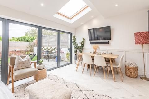4 Truro Road, Bristol, BS3 2AE