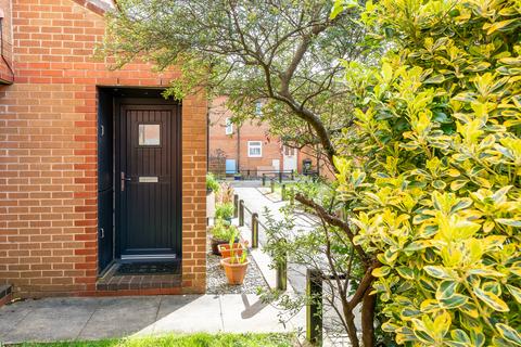 74 Clover Ground, Bristol, BS9 4UJ