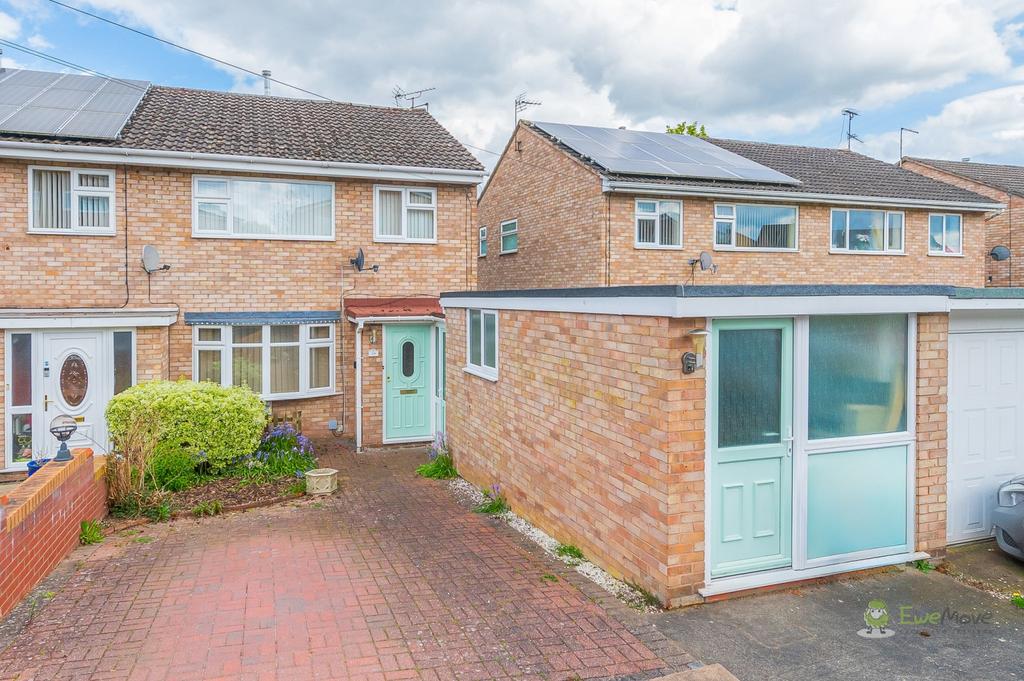 Walnut Drive, Shrewsbury, SY1 3 bed semidetached house for sale £240,000