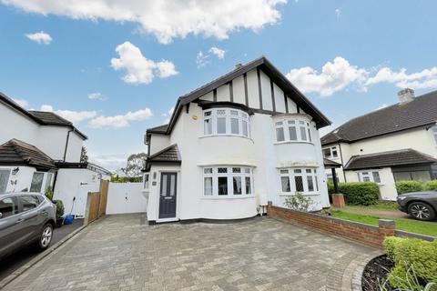 3 bedroom semi-detached house for sale, Crest View Drive, Petts Wood BR5