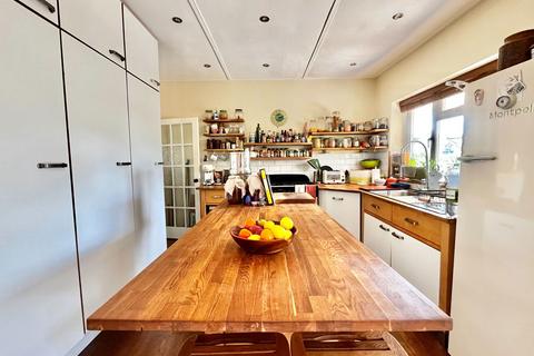 167 Blatchcombe Road, Paignton, TQ3 2JP