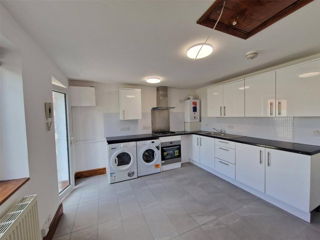 Ainsdale Road, Ealing, W5 Studio to rent £1,250 pcm (£288 pw)