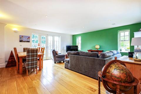 2 bedroom end of terrace house for sale, Station Road, Liss, Hampshire, GU33