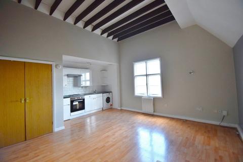 Studio for sale, Hencroft Street South, Slough, Berkshire, SL1