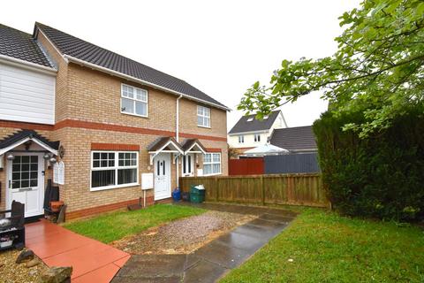 2 bedroom terraced house to rent, Lapwing Close, Cullompton, Devon, EX15