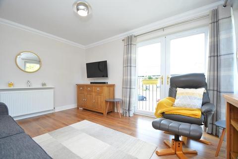 2 bedroom apartment for sale, Newlands Court, Bathgate, West Lothian, EH48 2GD
