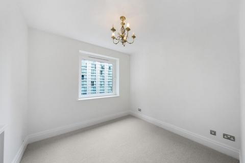 2 bedroom flat to rent, Warwick Road London W14