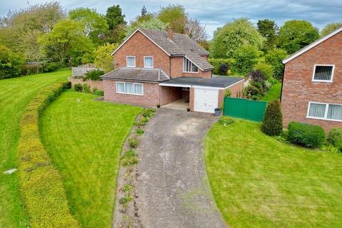 4 bedroom detached house for sale, St. Peters Close, Charsfield