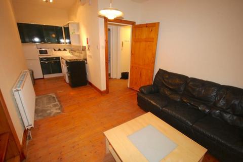 1 bedroom flat to rent, Wardlaw Place, Edinburgh, EH11