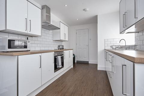 1 bedroom in a house share to rent, Sherburn Street,  Hull, HU9