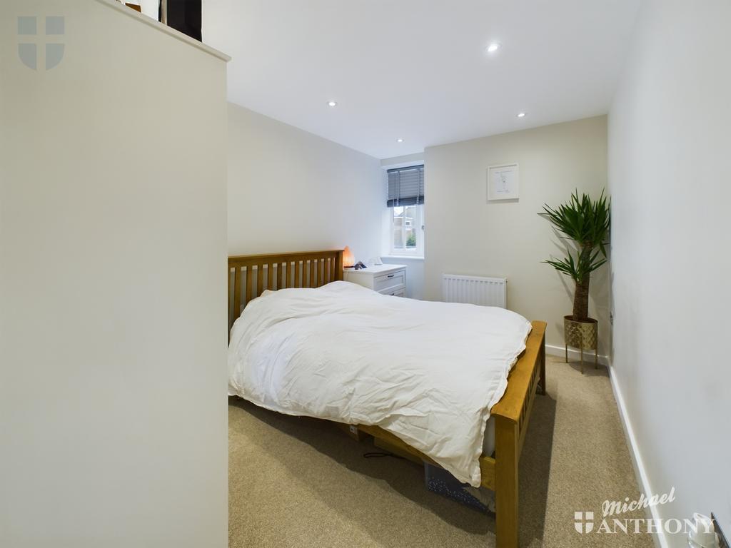 Cam03218 g0 pr0191 still013