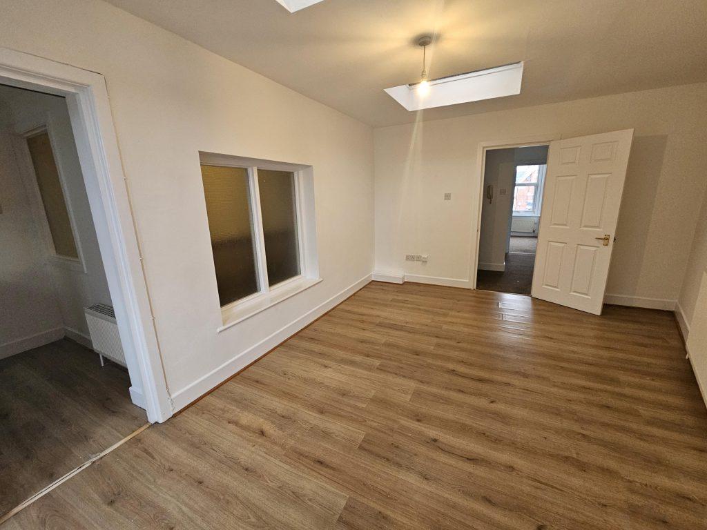 Christchurch Road, 2 bed apartment to rent £995 pcm (£230 pw)