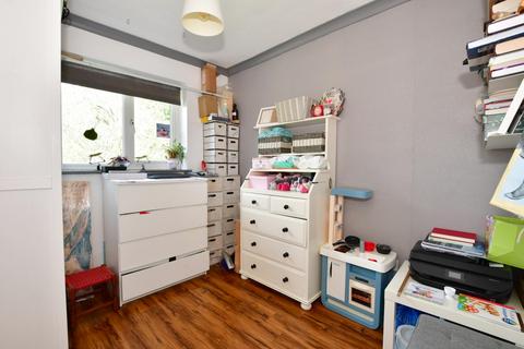 1 bedroom maisonette to rent, Woodcourt, Crawley, RH11