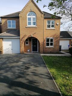 4 bedroom detached house to rent, Kings Road, Audenshaw M34