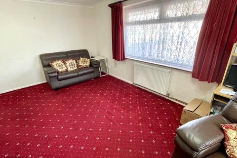 18 Essington Way, Eastfield, Wolverhampton, WV1 2NT